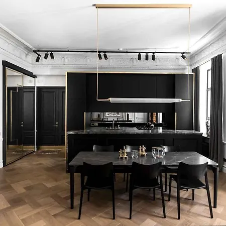 Luxury Art & Antique In Apartment Wilna